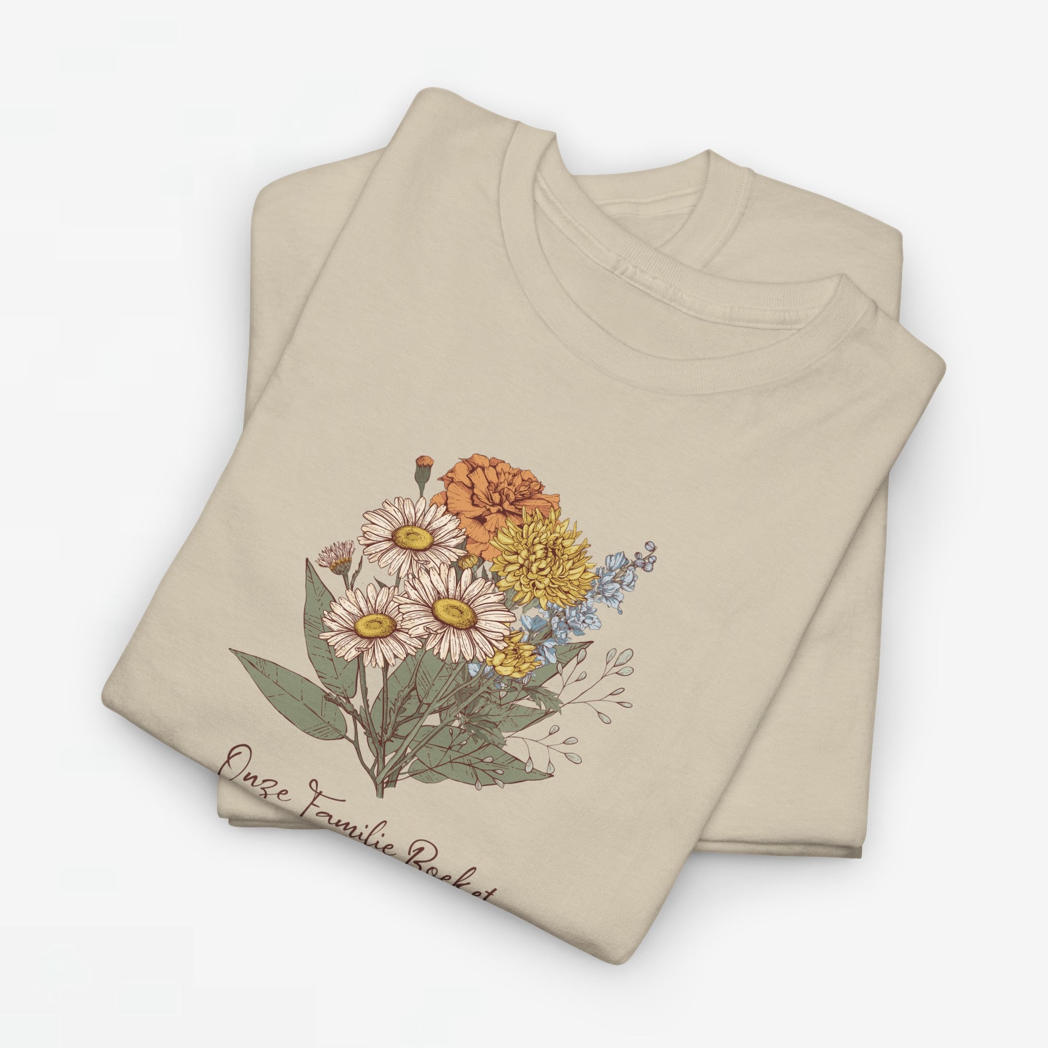 Gepersonaliseerde Moederdag Mama Cadeau - T-shirt - Ons familieboeket met namen en geboortemaand bloemen