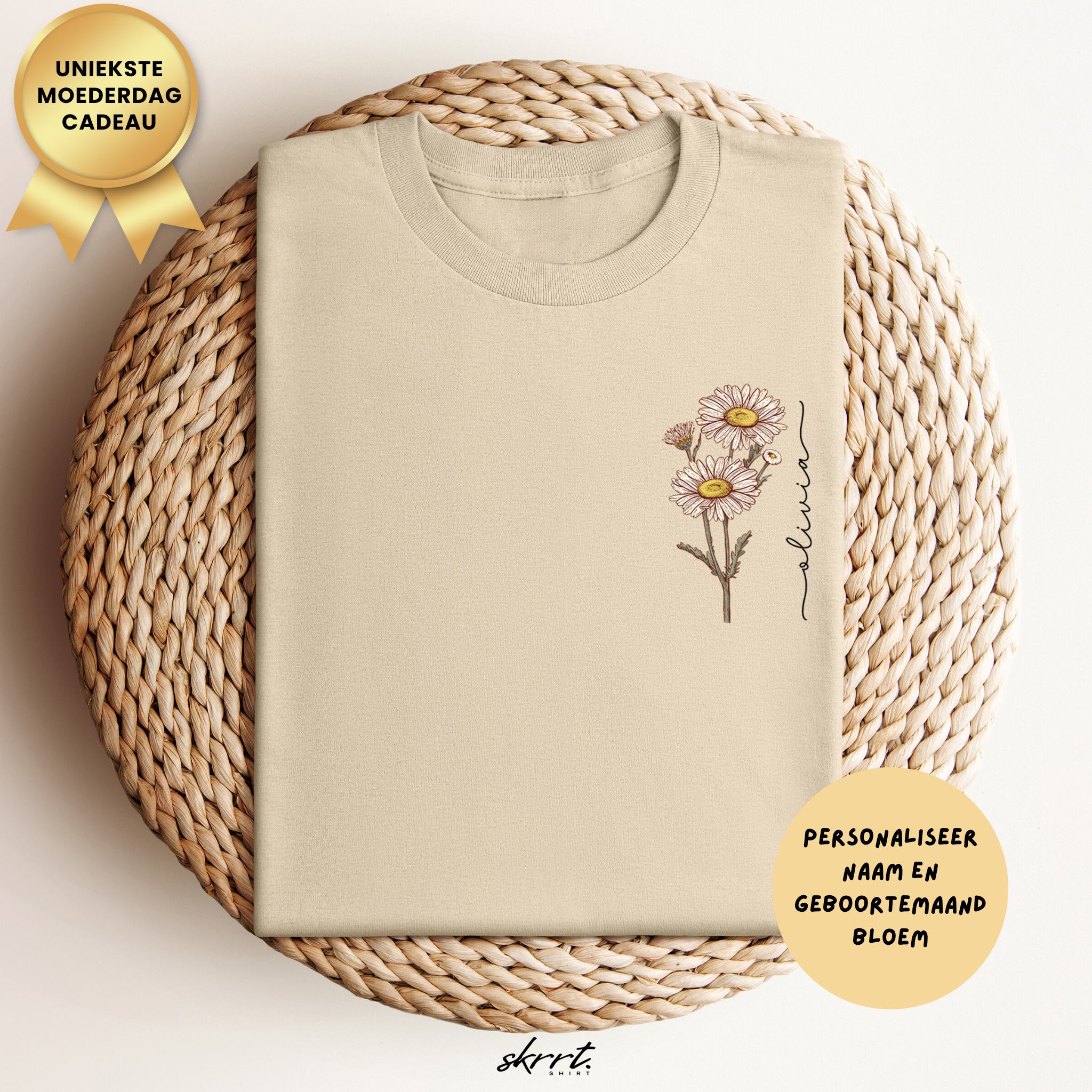 Gepersonaliseerde Moederdag Mama Cadeau - T-shirt - Geboortemaand bloem met naam - kleine print (zwarte tekst)