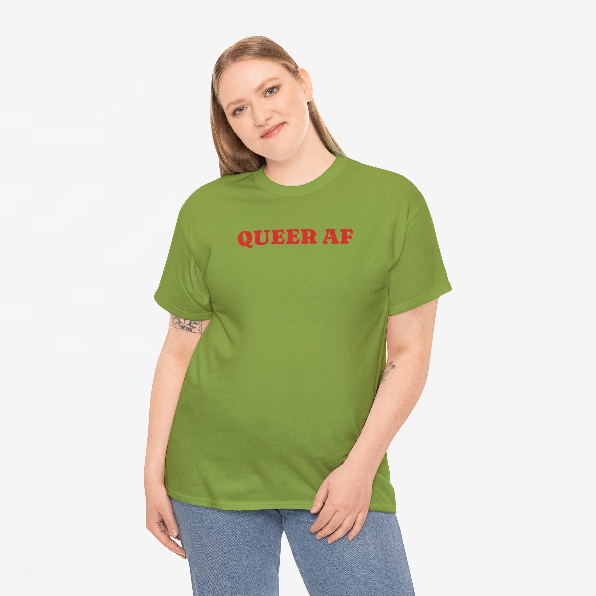 Gay Pride T-shirt - Queer AF - Oversized Tee