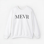 Witte sweatshirt met opdruk MEVR, ronde hals en lange mouwen.
