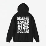 Zwarte hoodie met capuchon en grote witte rugbedrukking