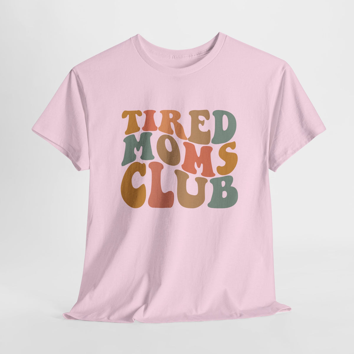 Roze oversized T-shirt met ronde hals en 'Tired Moms Club' frontprint.
