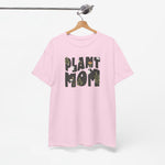 Roze T-shirt met 'Plant Mom'-opdruk met blad- en bloemfiguren