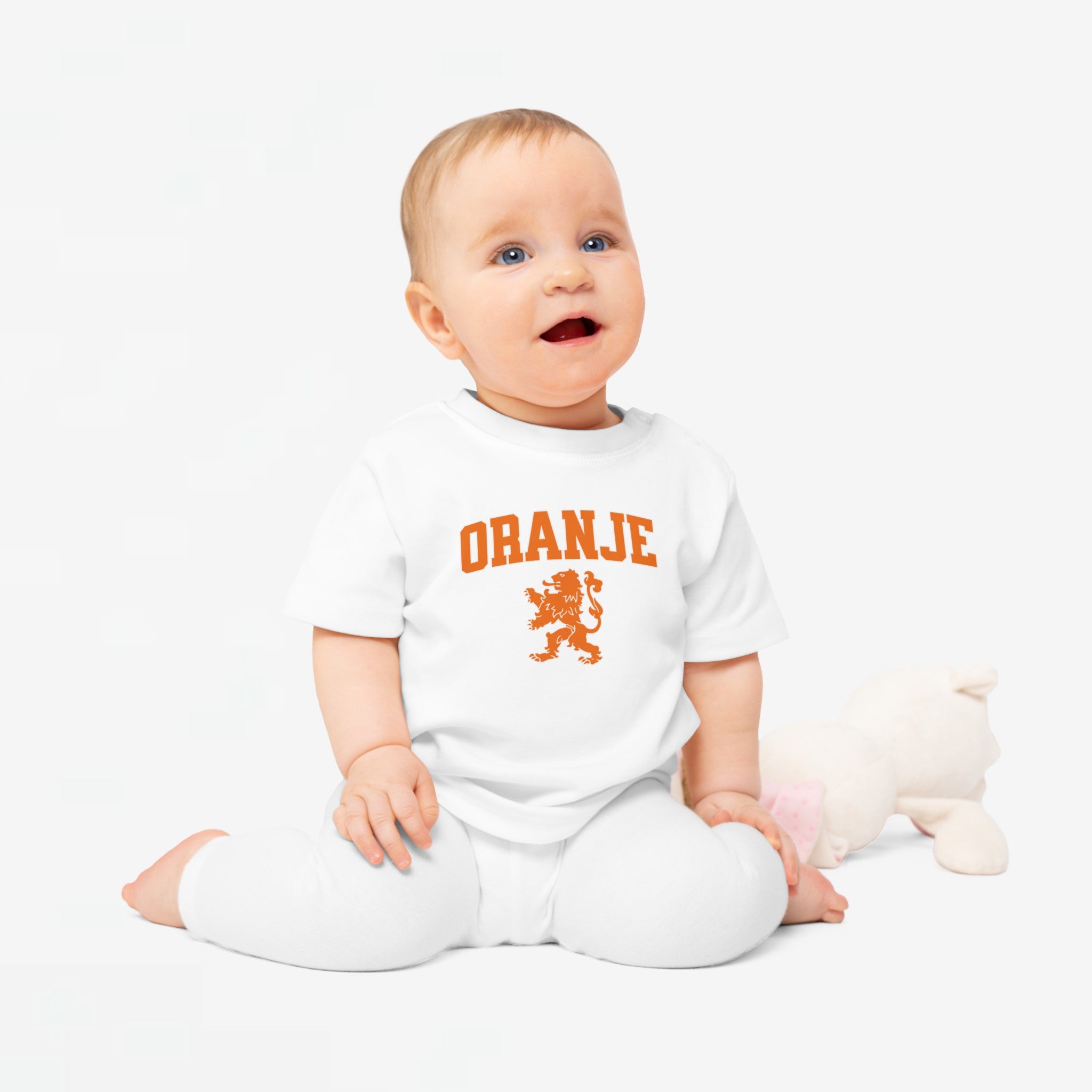 Baby T-shirt voor EK, WK en Koningsdag - ORANJE met Leeuw
