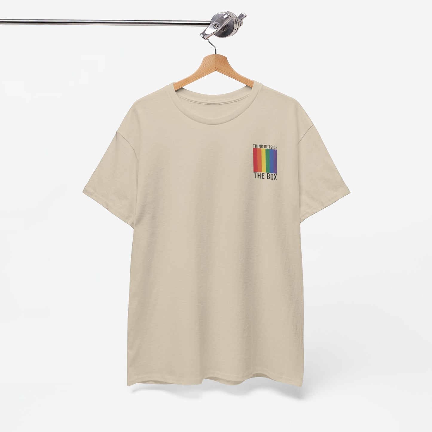 Gay Pride T-shirt - Think Outside The Box (zwarte tekst) - Back Print - Oversized #29