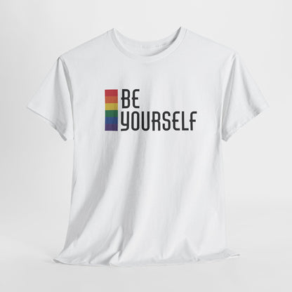 Gay Pride T-shirt - Be Yourself (zwarte tekst) - Oversized #25