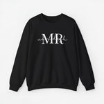Gepersonaliseerde sweatshirt zwart met opdruk “MR” op de borst