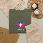 Legergroene t-shirt met pirate-schedelprint en ronde hals met paarse vlag-graphic
