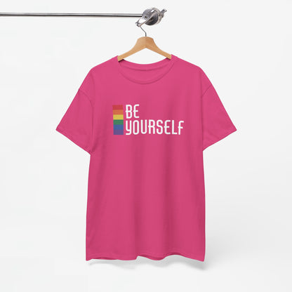 Gay Pride T-shirt - Be Yourself (witte tekst) - Oversized #24