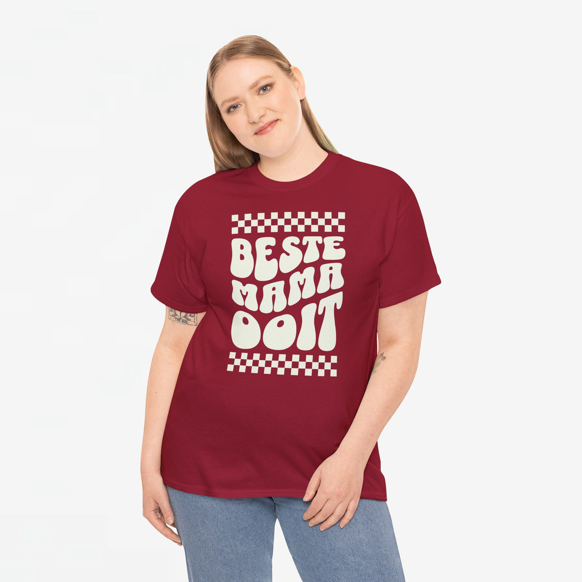 Rode oversized T-shirt met opdruk 'BESTE MAMA Ooit' op borst