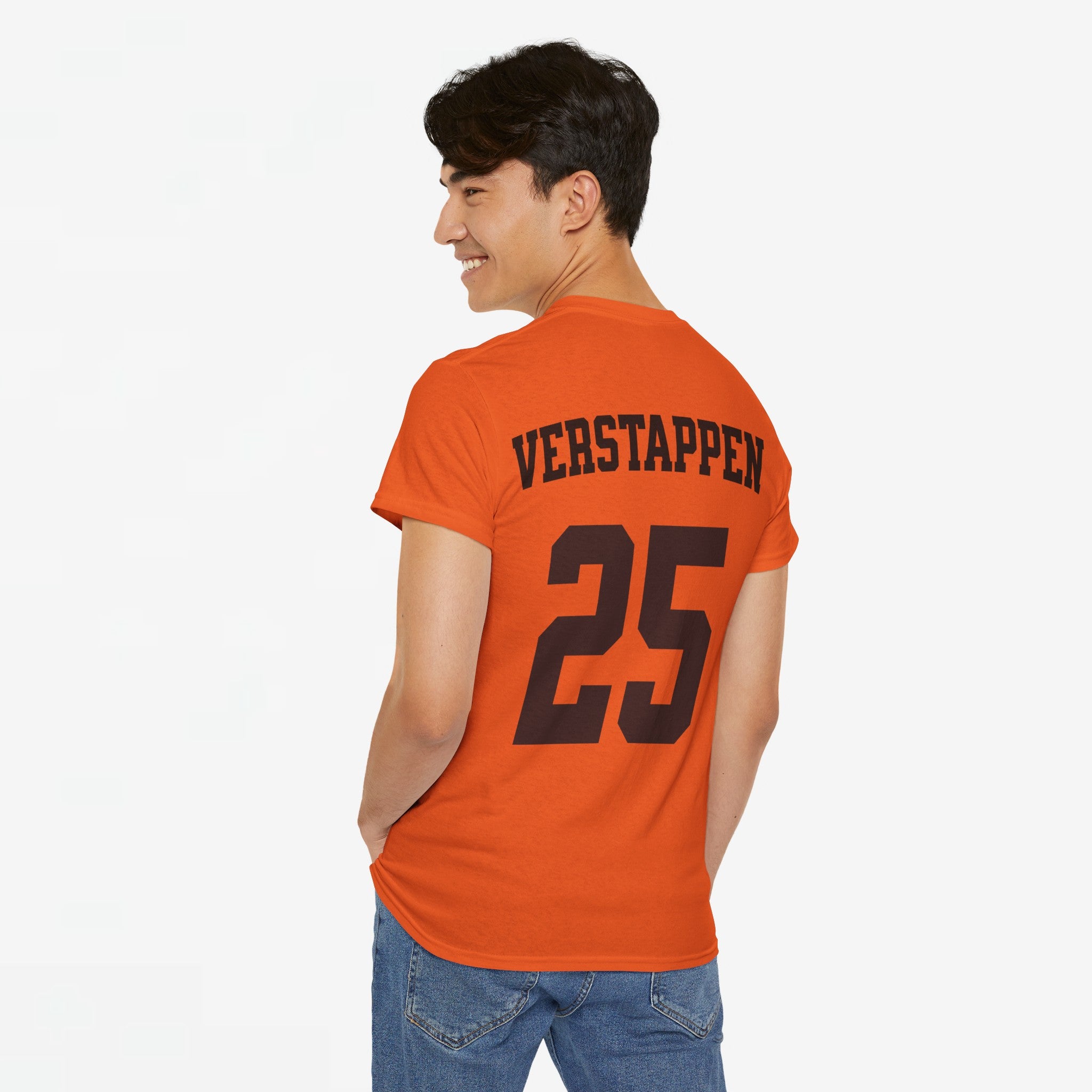 Oranje T-shirt voor EK, WK en Koningsdag - Personaliseer met Naam & Rugnummer - LEEUW (zwarte tekst)