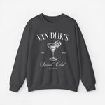 Donkergrijze sweatshirt met ronde hals en opdruk van cocktailglas met tekst