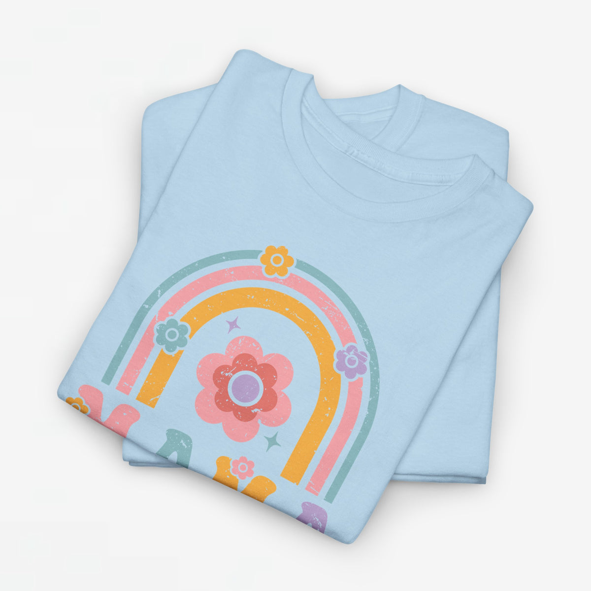 Lichtblauwe oversized T-shirt met regenboogprint en bloemdecoratie op de borst