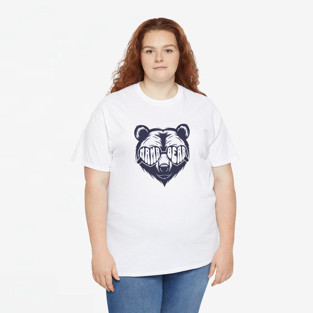 Witte oversized T-shirt met zwart bearmotief en 'MAMA-BEAR' op de borst