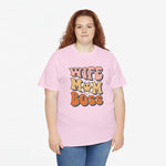 Roze T-shirt met ronde hals en grote opdruk 'WIFE MOM BOSS'