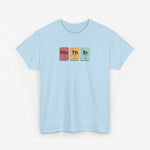 Lichtblauwe T-shirt met ronde hals en elementenprint (Mo Th Er) op borst