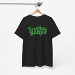 Zwart T-shirt met groene 'Planten Mamma'-print aan kleerhanger