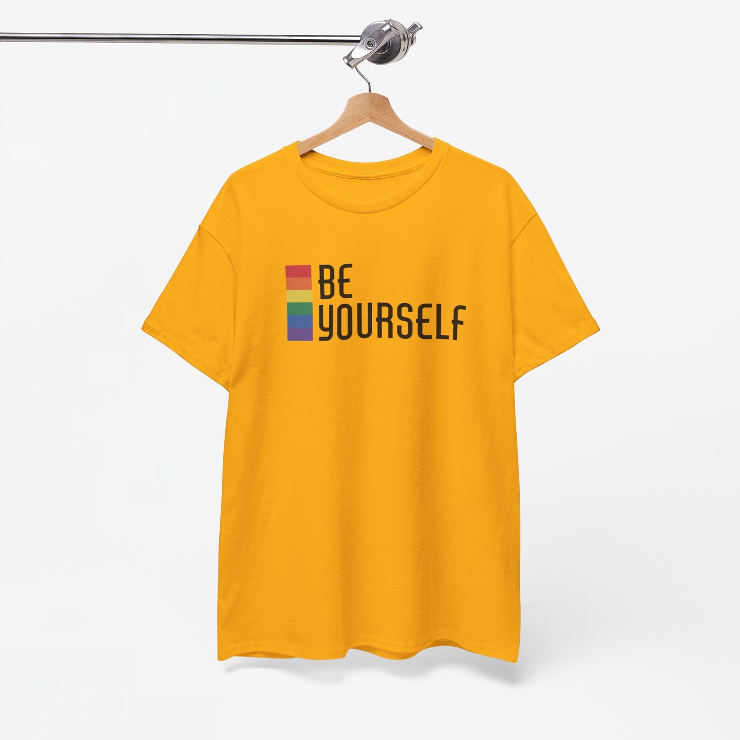 Gay Pride T-shirt - Be Yourself (zwarte tekst) - Oversized #25