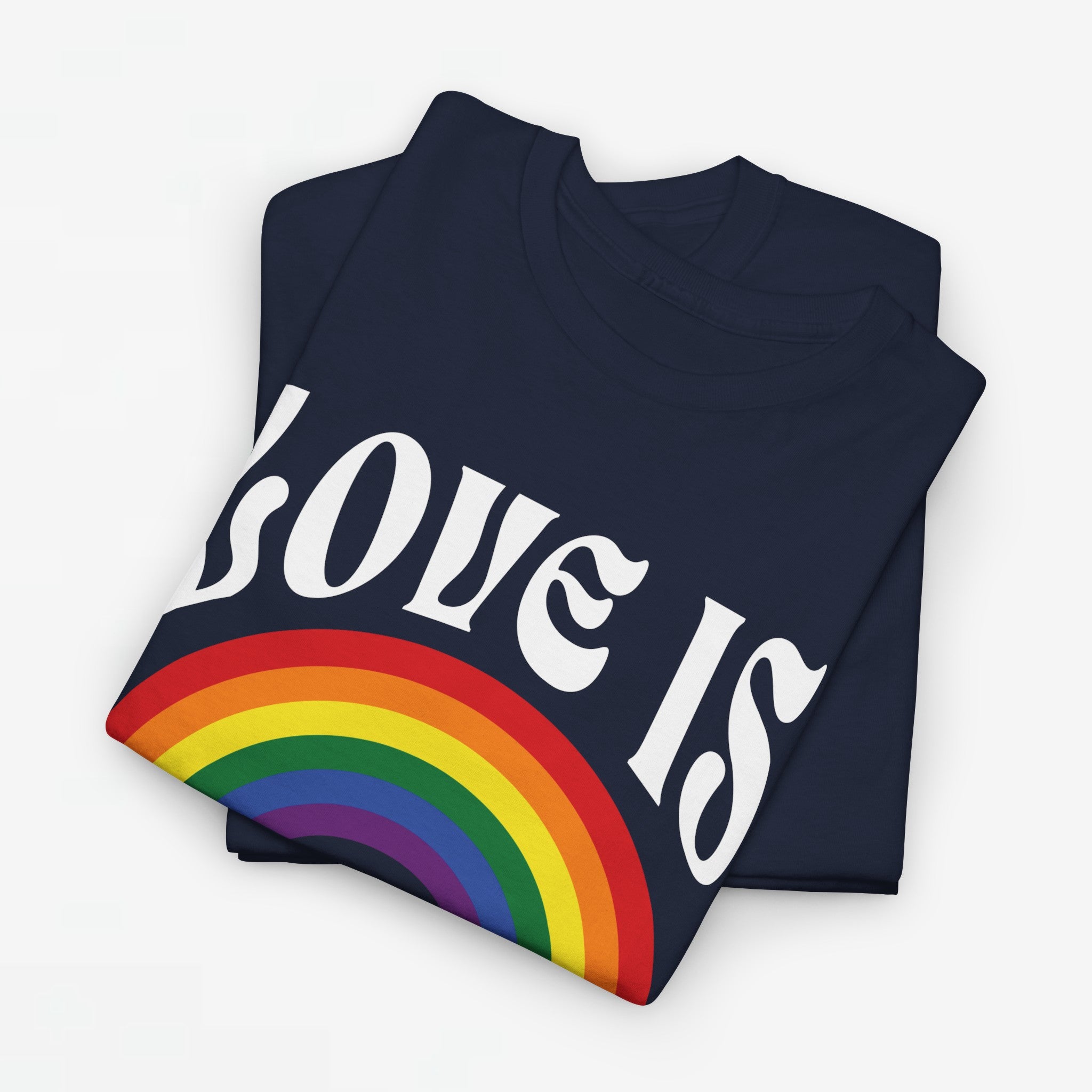 Gay Pride T-shirt - Love is love (witte tekst) - Oversized #54