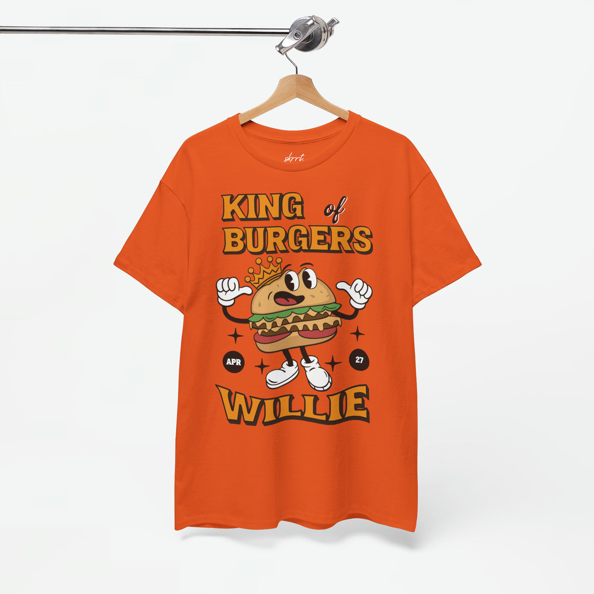 Oversized oranje T-shirt op hanger met frontprint “King of Burgers” en “Willie”