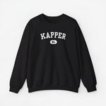 Zwarte sweater met ronde hals, lange mouwen en borstprint KAPPER met NL-badge.