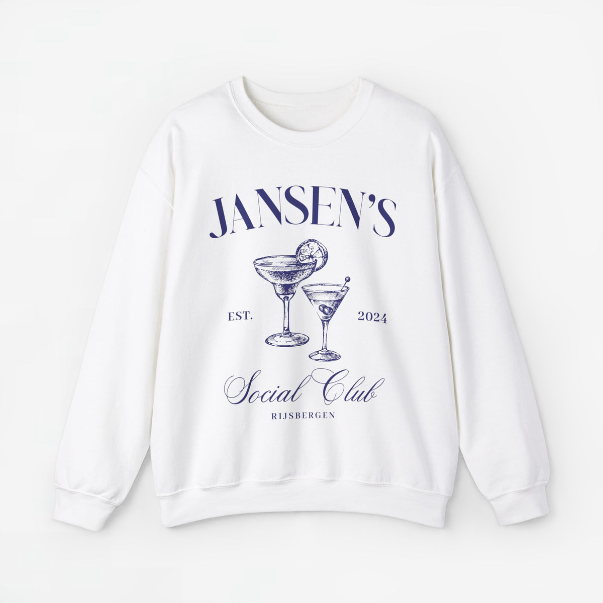 Witte sweatshirt met ronde hals en blauwe 'JANSEN'S Social Club'-opdruk.