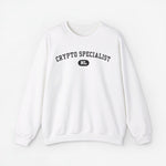 Witte sweatshirt met ronde hals en borstprint “CRYPTO SPECIALIST” met NL-logo