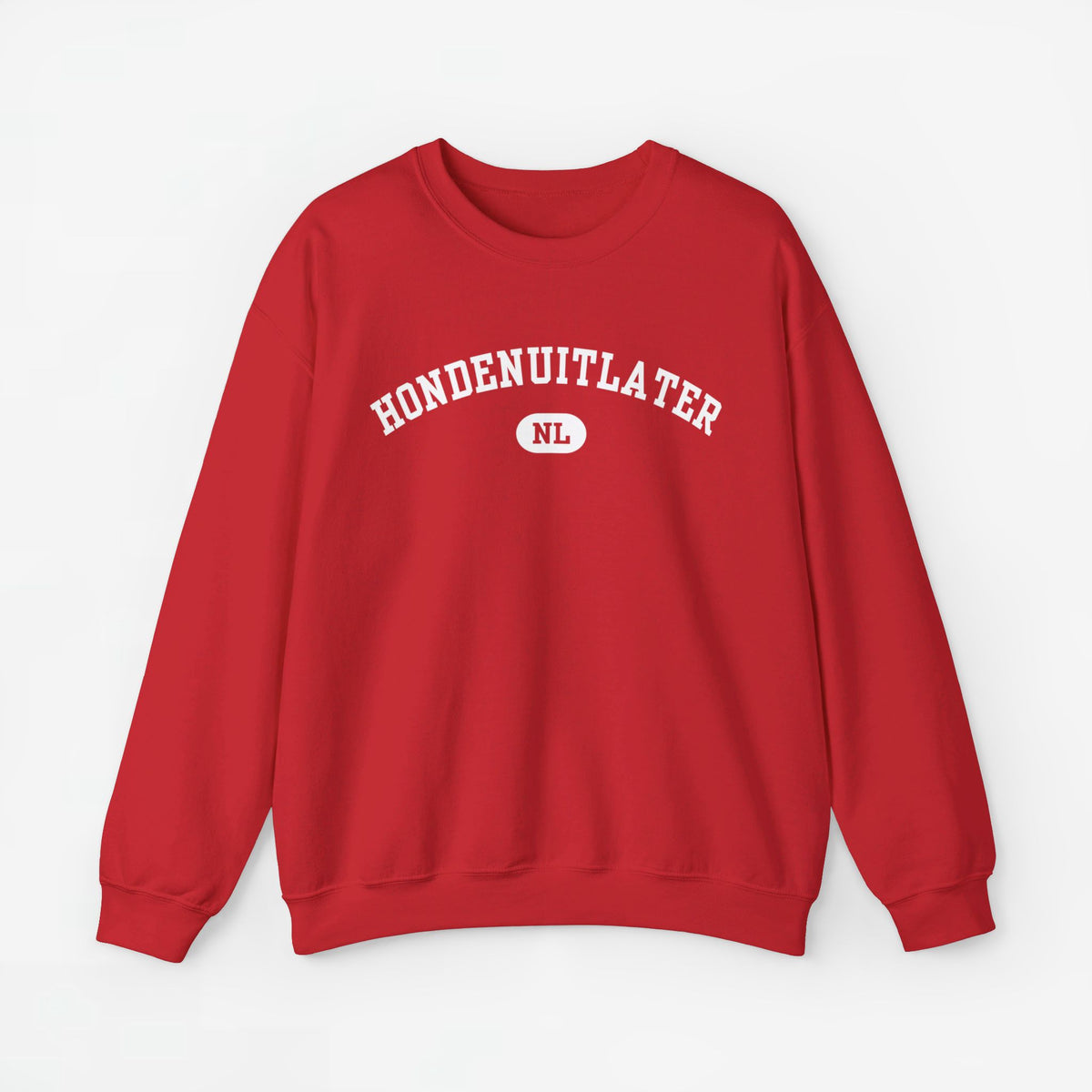 Rode sweater met ronde hals en print 'HONDENUITLATTER' met NL-embleem.