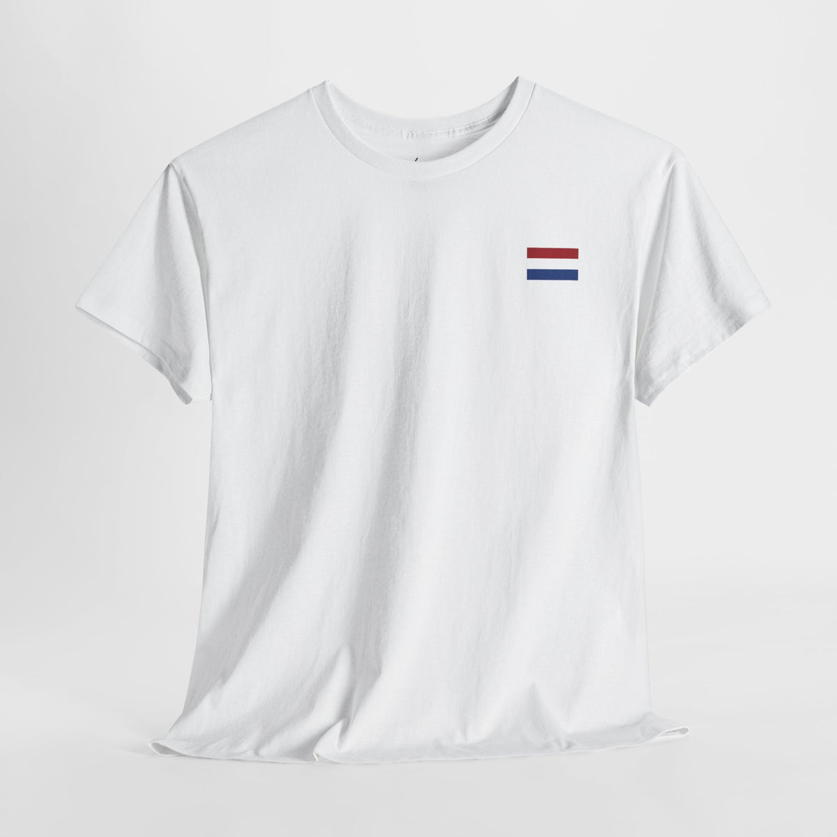 Witte oversized T-shirt met kleine Nederlandse vlagprint voorop
