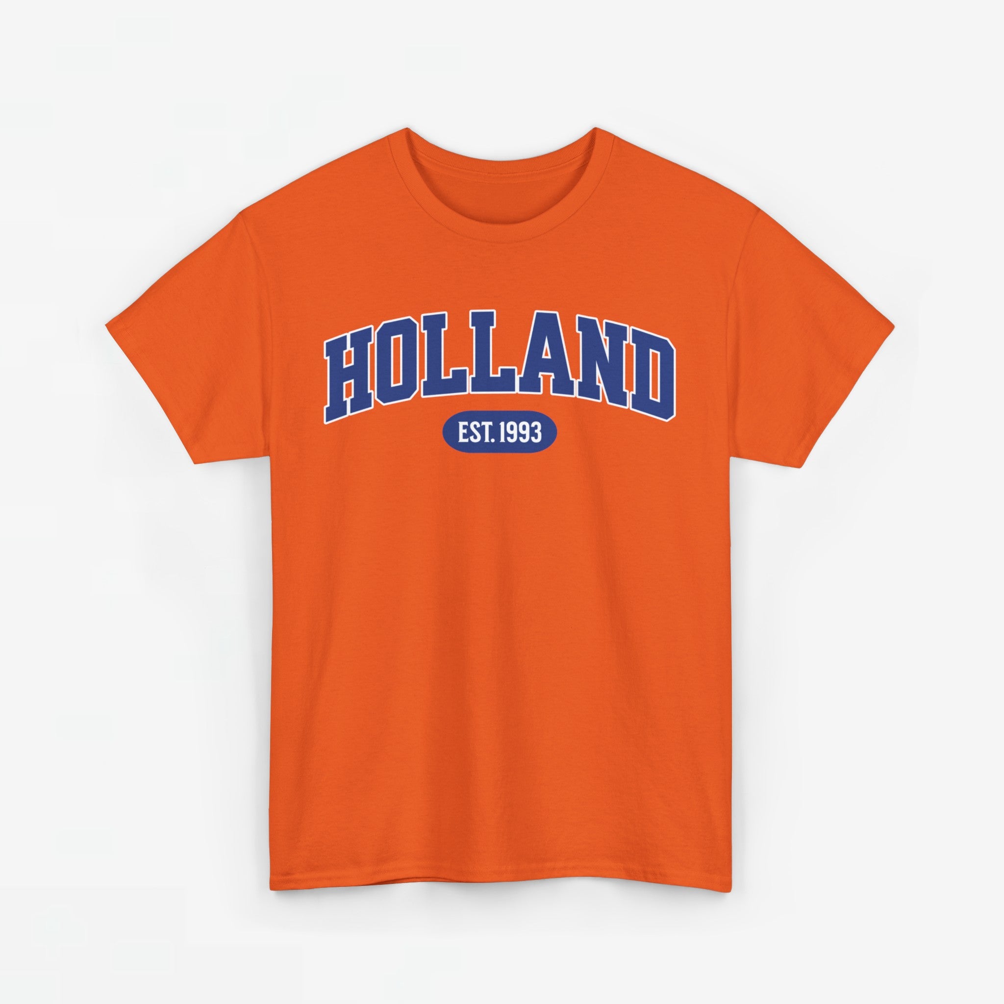 Oranje T-shirt voor EK, WK en Koningsdag - Personaliseer met Naam, Jaar & Rugnummer - HOLLAND (blauwe tekst)