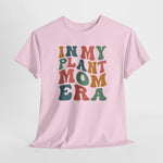 Roze oversized T-shirt met ronde hals en multikleurenprint “IN MY PLANT MOM ERA”.