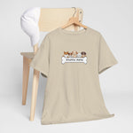 Oversized t-shirt zandkleur met borstprint van honden en tekst “Honden Mama”