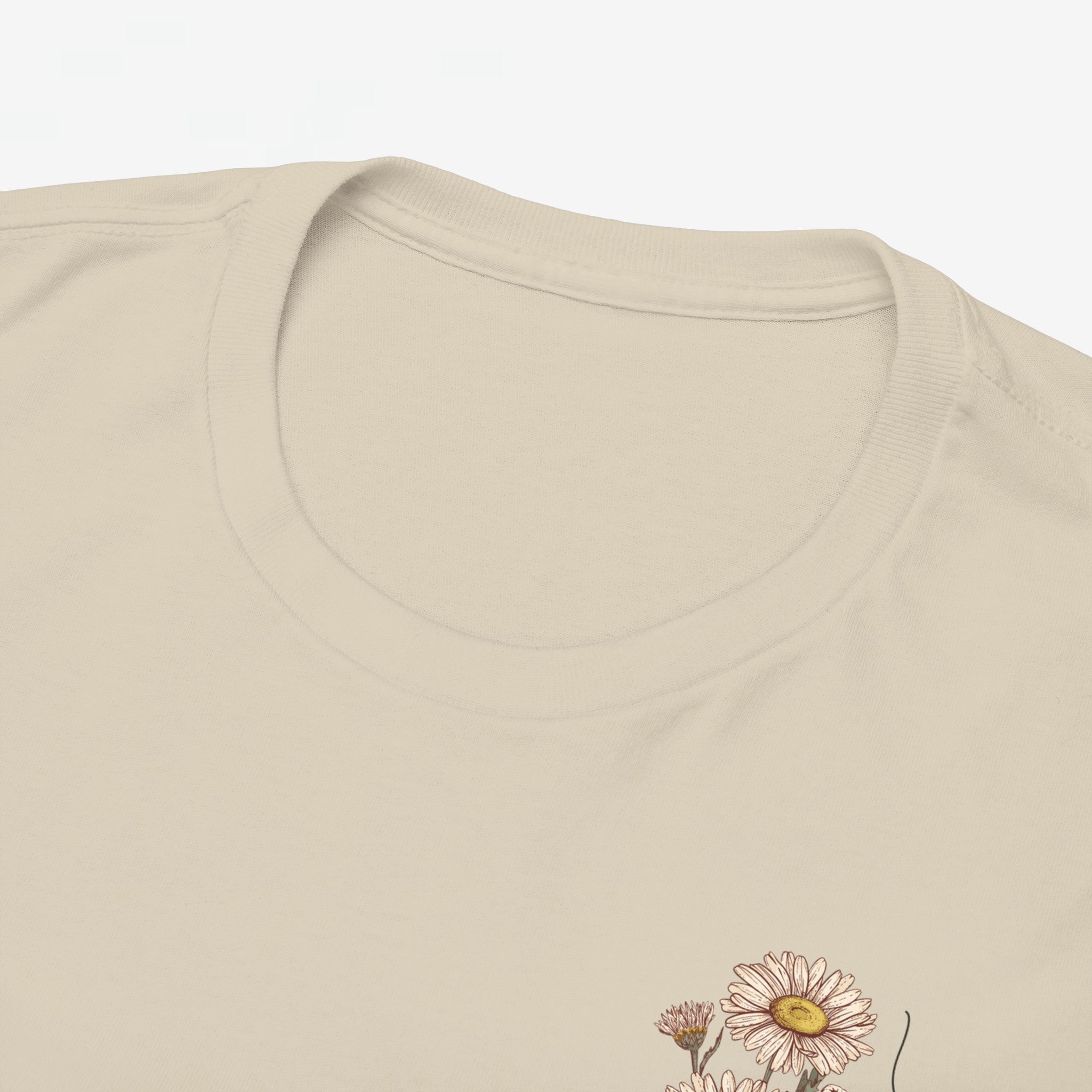 Gepersonaliseerde Moederdag Mama Cadeau - T-shirt - Geboortemaand bloem met naam - kleine print (zwarte tekst)