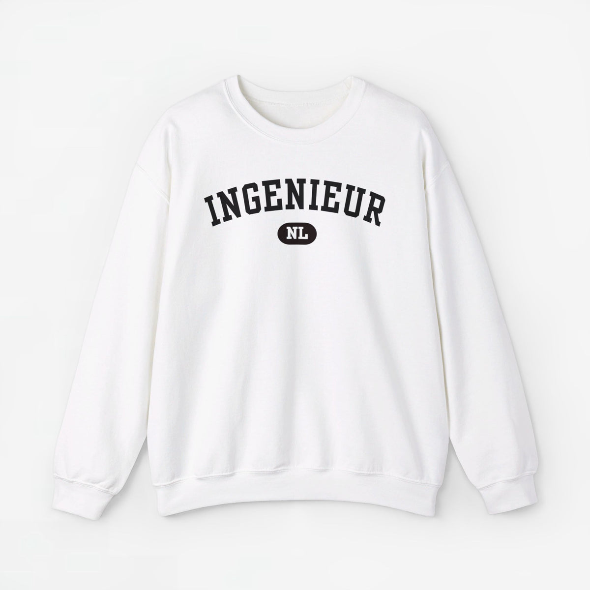 Witte trui met ronde hals en borstprint “Ingenieur” met NL-embleem