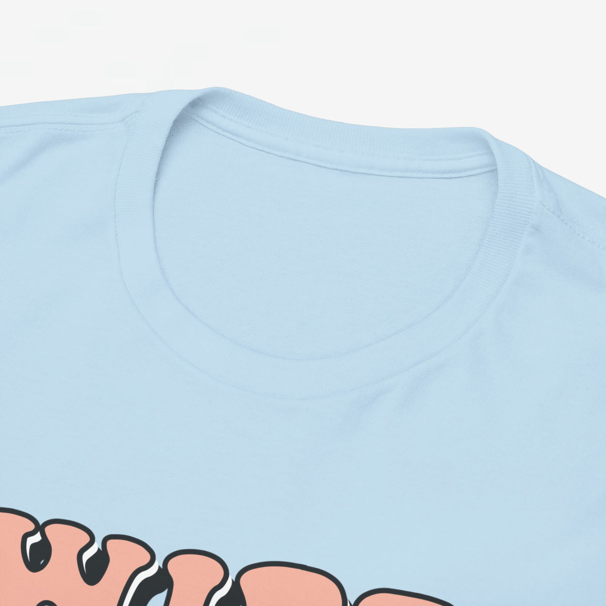Lichtblauw T-shirt detail van ronde hals