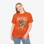 Oranje T-shirt met voorprint van leeuwenkop en teksten “MAXIMA” en “The Queen”.