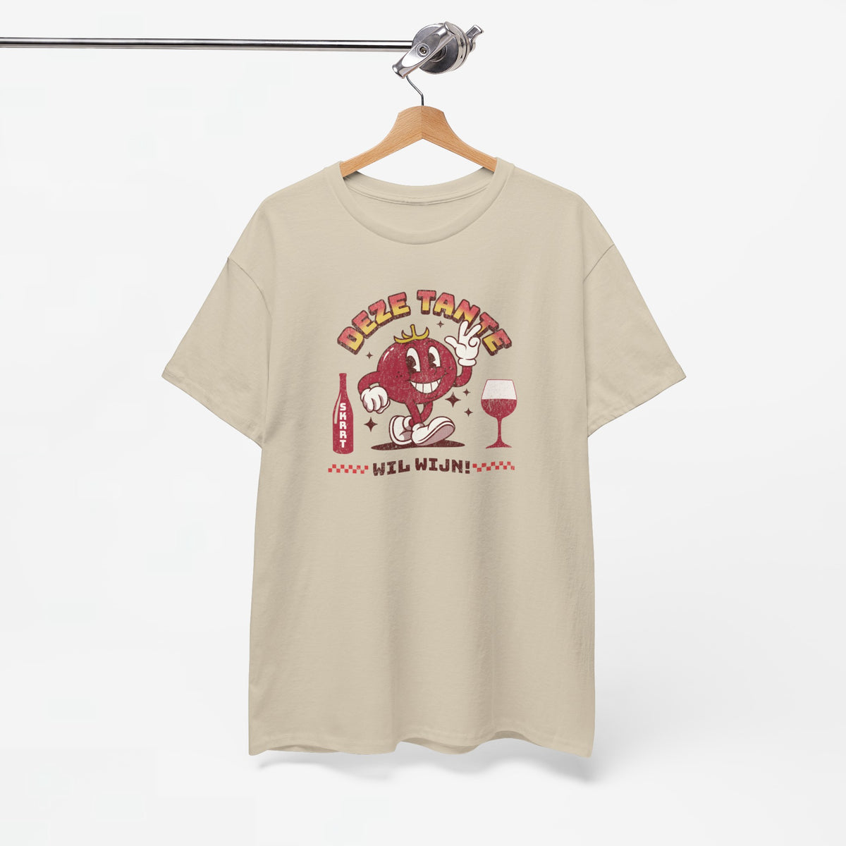 Zandkleurig T-shirt met rode cartoonprint en wijnglas op de borst