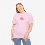 Roze oversize T-shirt met ronde hals en korte mouwen, aardbei-print met “Beste Mama”.