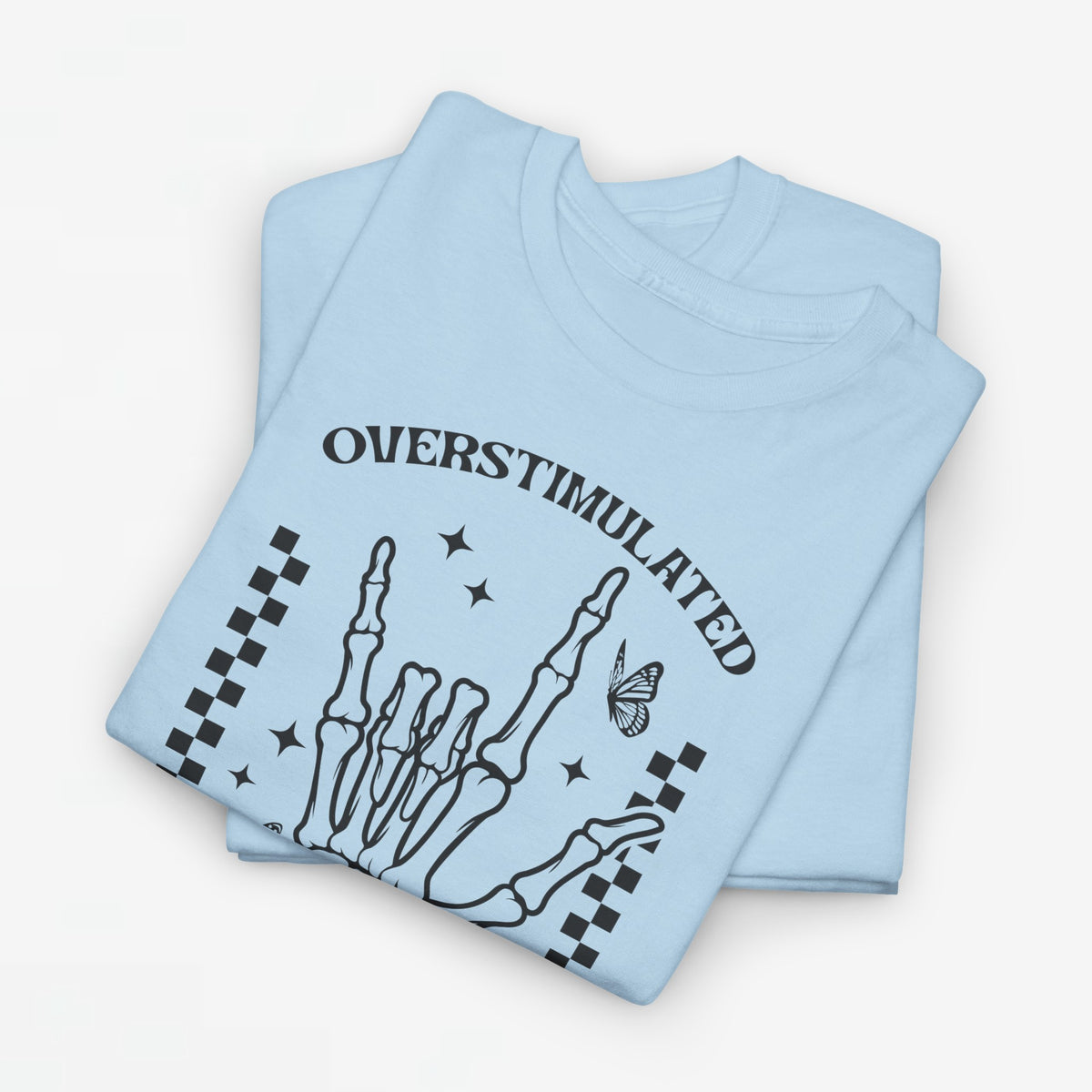 Oversized T-shirt lichtblauw met zwarte illustratie en tekst op de borst