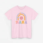 Roze T-shirt met regenboog- en bloemprint en 'MAMA' centraal op de voorkant