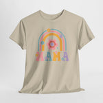 Zandkleurig T-shirt met regenboog- en bloemprint en roze tekst MAMA vooraan.