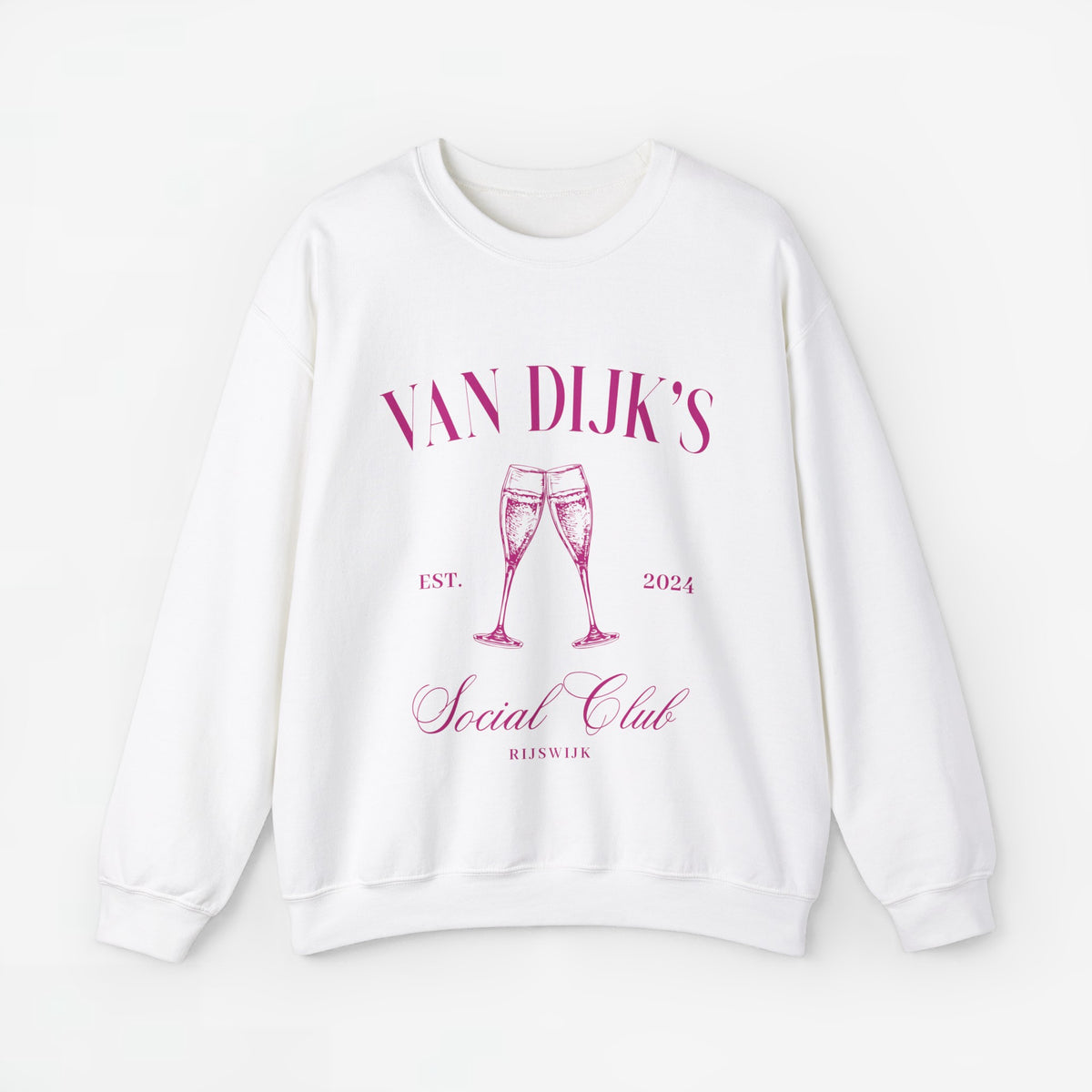 Witte sweater met roze 'VAN DIJK'S Social Club' print en twee wijnglazen