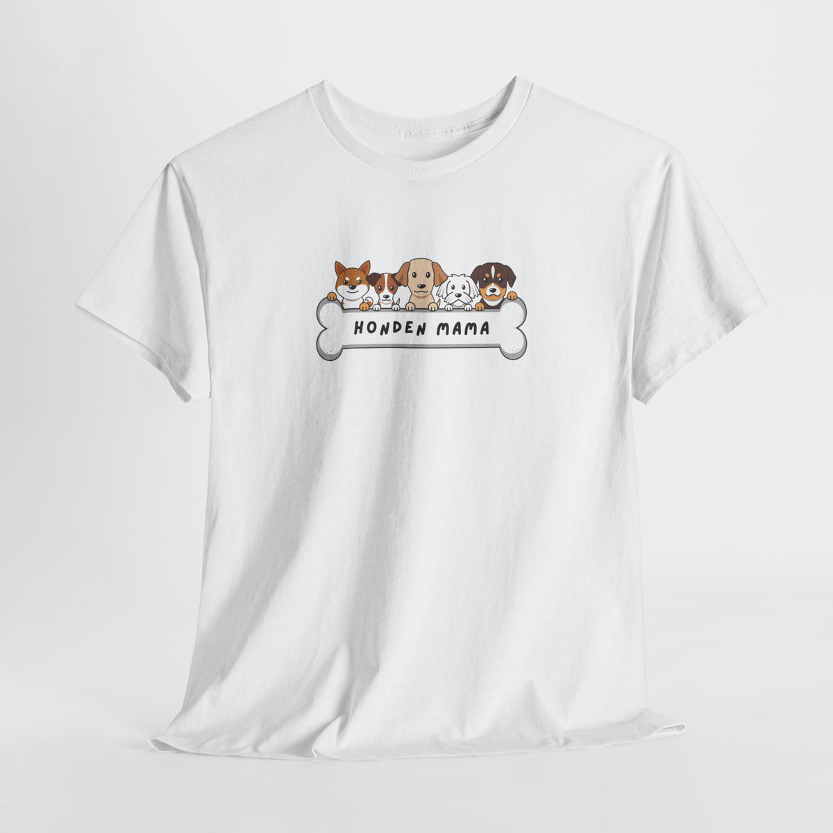 Wit T-shirt met opdruk van honden en tekst “HONDEN MAMA” op de borst
