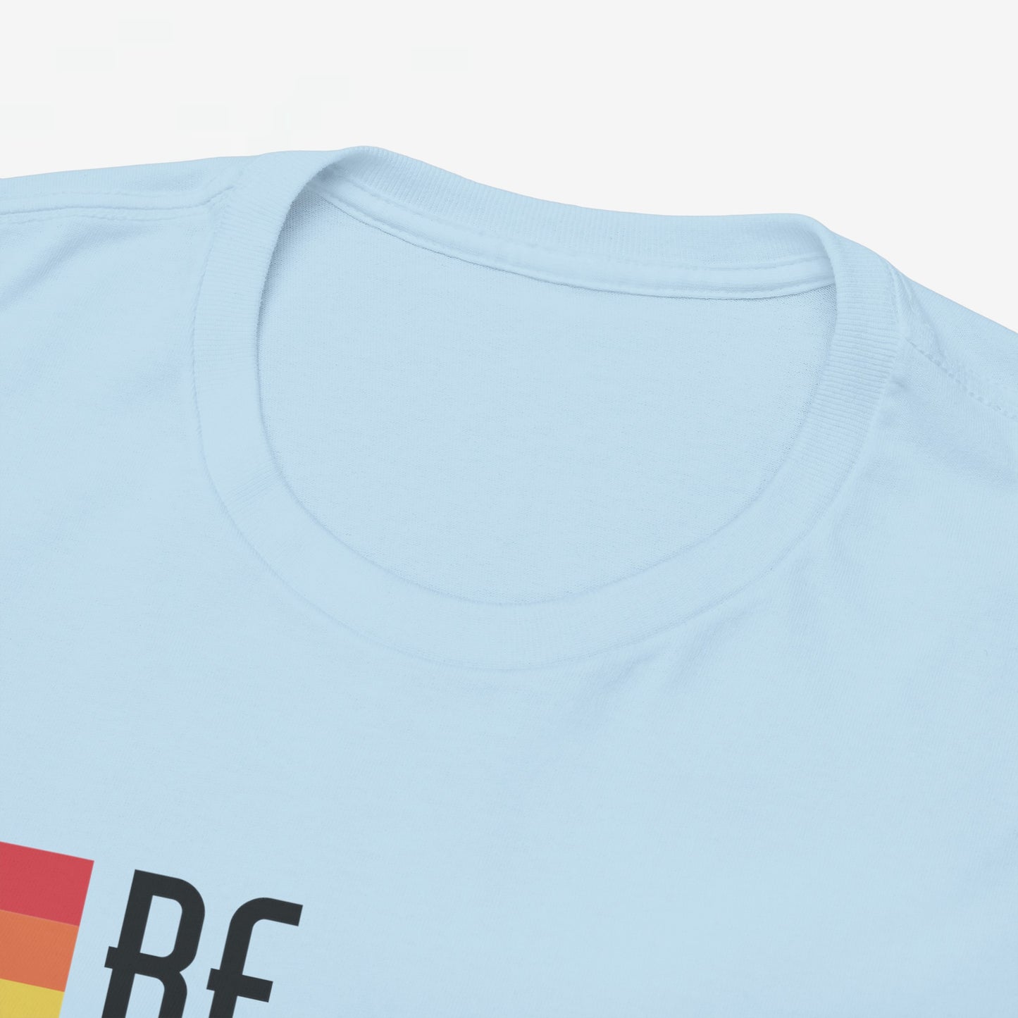 Gay Pride T-shirt - Be Yourself (zwarte tekst) - Oversized #25