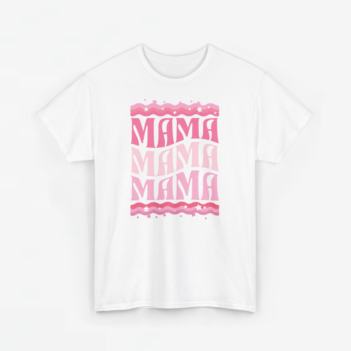 Wit T-shirt met roze “mama” print en sterren, op de borst.