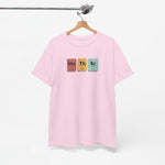 Roze T-shirt met korte mouwen en borstprint van gekleurde blokken “Mo Th Er”