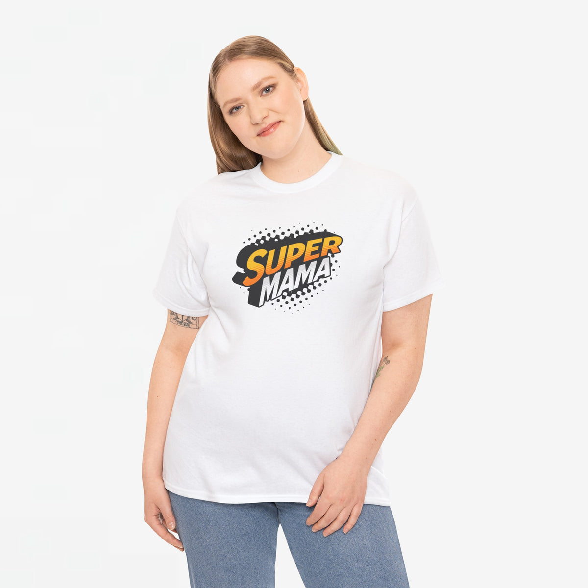 Witte T-shirt met korte mouwen en “Super Mama” opdruk voorzijde