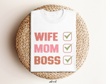 Oversized wit t-shirt met opdruk WIFE MOM BOSS en drie groene vinkjes