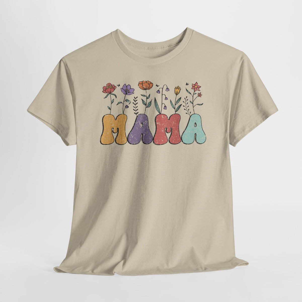 Beige T-shirt met bloemen en kleurrijke 'Mama' opdruk op de borst, ronde hals.