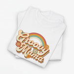 Witte oversized t-shirt met ronde hals en regenboog 'Groovy Mama' print